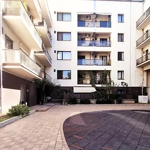 Appartamento C, Bucarest