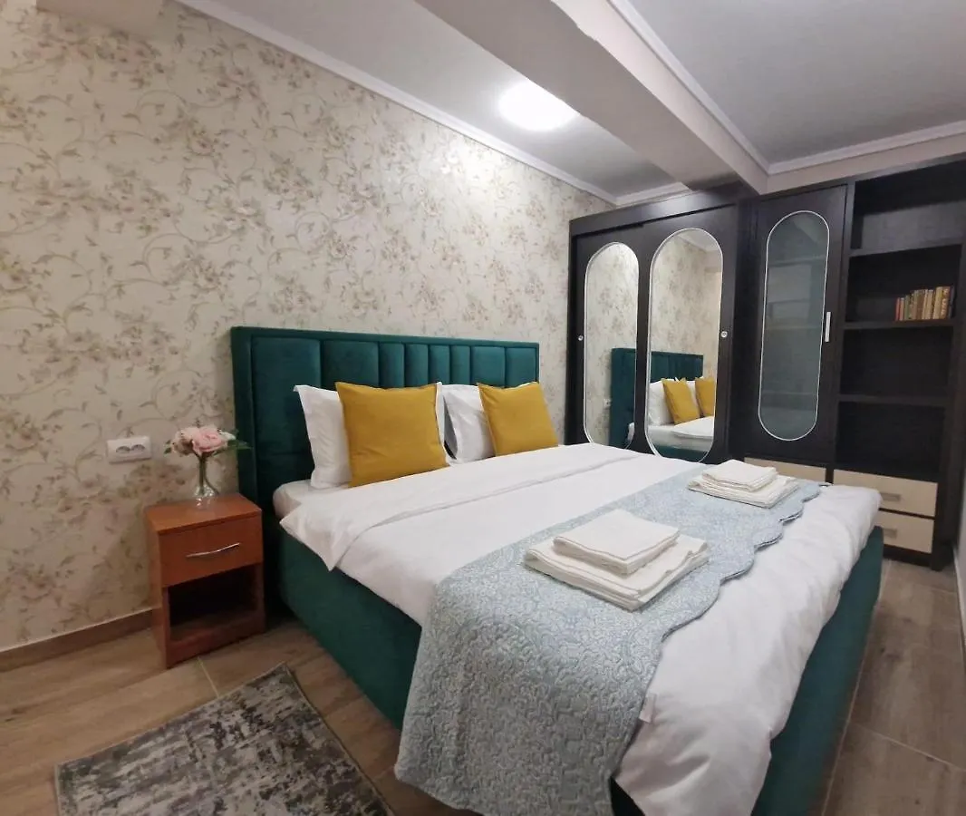 Laroka House Beautiful Apartment Universitate Center Bucharest